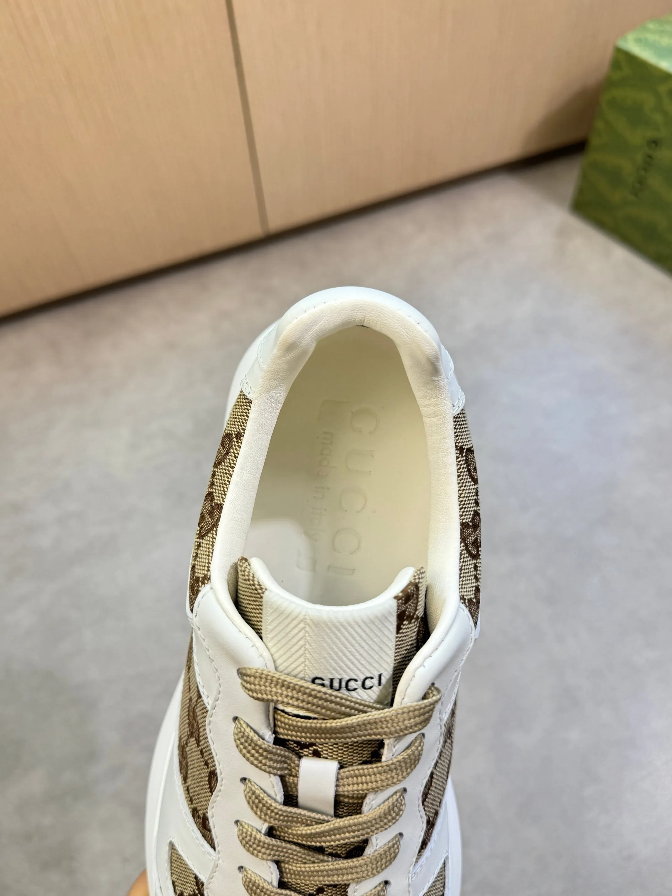 Men's shoes 💰800 [Gucci] Gucci - High-end quality original single casual sports shoes - Upper: 🔝 Nappa calfskin, brand totem cloth, tongue cloth label, heel silk screen brand LOGO - Lining: water-dyed cowhide - Outsole: ultra-light T men's shoes 💰U·Rubber; two-color molded outsole -Super high quality control·Fine workmanship: highlighted (high-end·luxury·grade) -Size :38-44 (45, can be customized)·GC0372